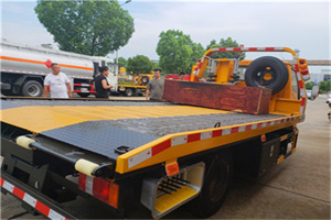 汝南附近拖车电话号码服务